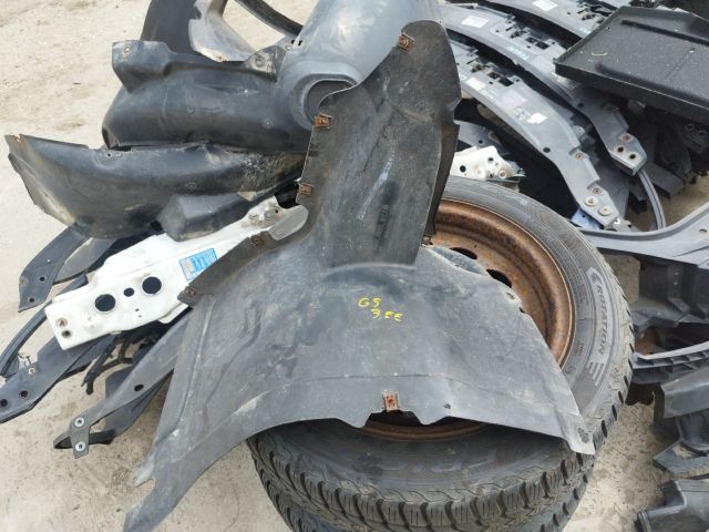 bontott VW GOLF V Jobb első Első Dobbetét (Kerékjárati, Műanyag)