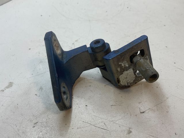 bontott VW GOLF V Jobb első Felső Zsanér