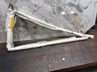 bontott VW GOLF V Jobb első Függöny Légzsák