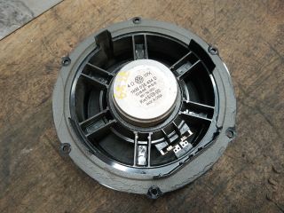 bontott VW GOLF V Jobb első Hangszóró