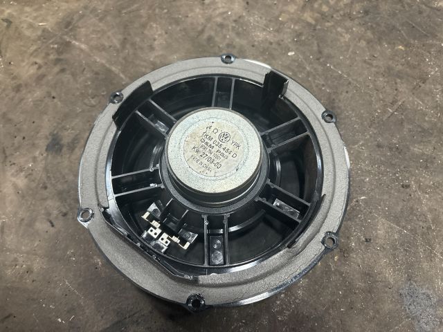 bontott VW GOLF V Jobb első Hangszóró