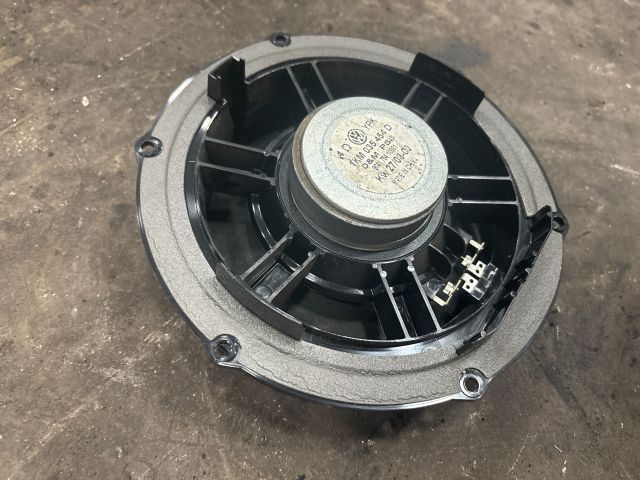 bontott VW GOLF V Jobb első Hangszóró