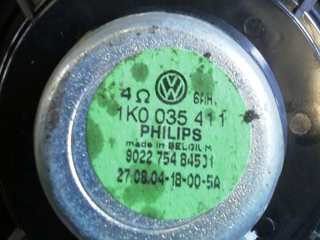 bontott VW GOLF V Jobb első Hangszóró