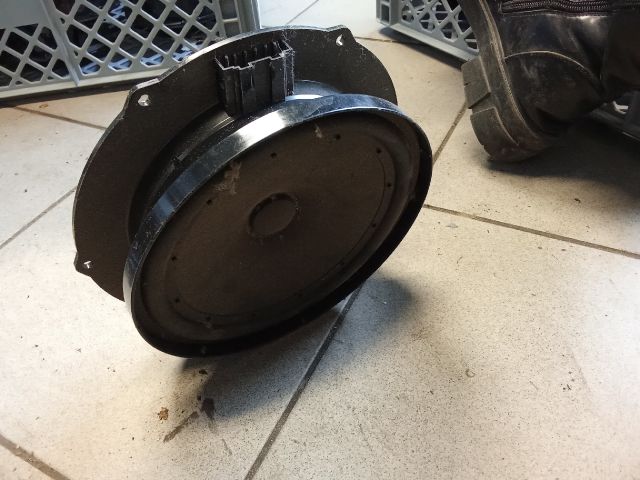 bontott VW GOLF V Jobb első Hangszóró