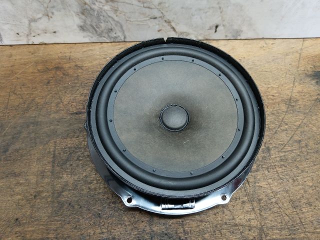 bontott VW GOLF V Jobb első Hangszóró