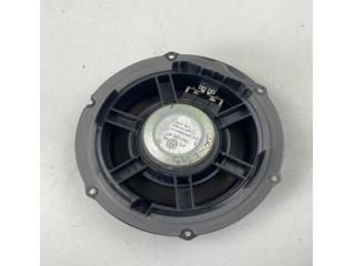 bontott VW GOLF V Jobb első Hangszóró