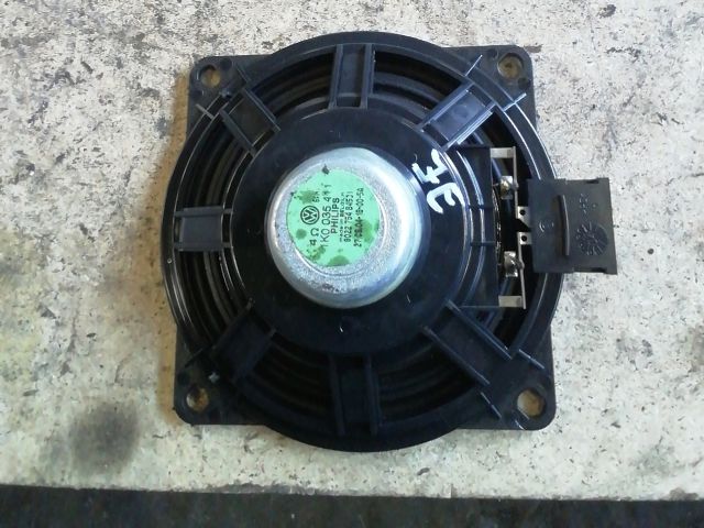 bontott VW GOLF V Jobb első Hangszóró