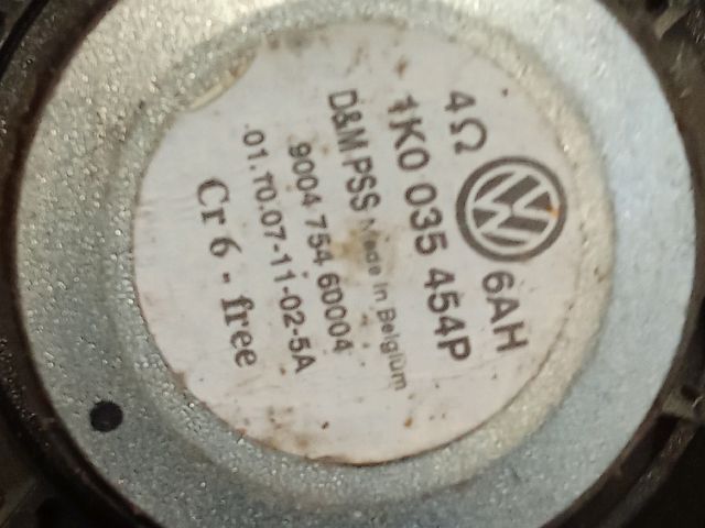 bontott VW GOLF V Jobb első Hangszóró