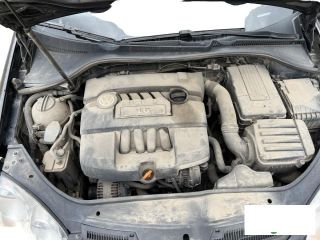 bontott VW GOLF V Jobb első Hossznyúlvány