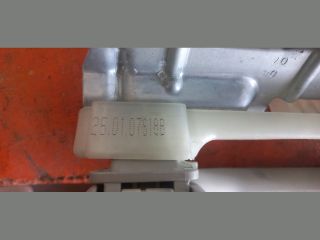 bontott VW GOLF V Jobb első Kapaszkodó (Felső)