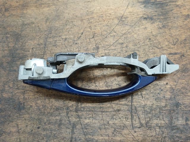 bontott VW GOLF V Jobb első Külső Kilincs