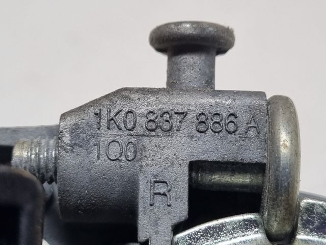 bontott VW GOLF V Jobb első Külső Kilincs