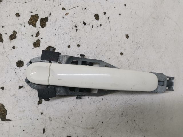 bontott VW GOLF V Jobb első Külső Kilincs