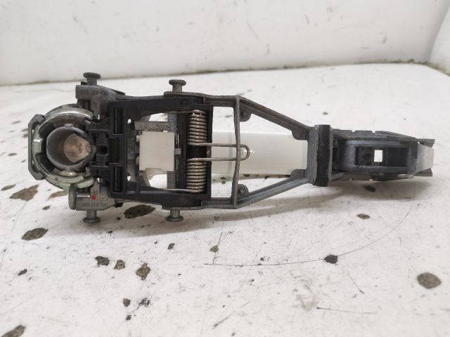 bontott VW GOLF V Jobb első Külső Kilincs