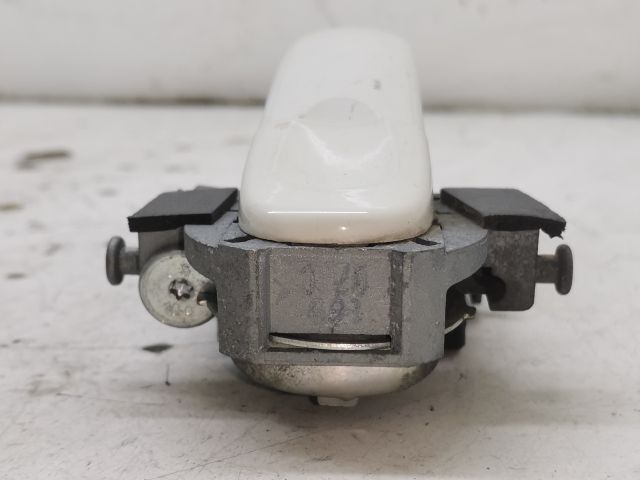 bontott VW GOLF V Jobb első Külső Kilincs