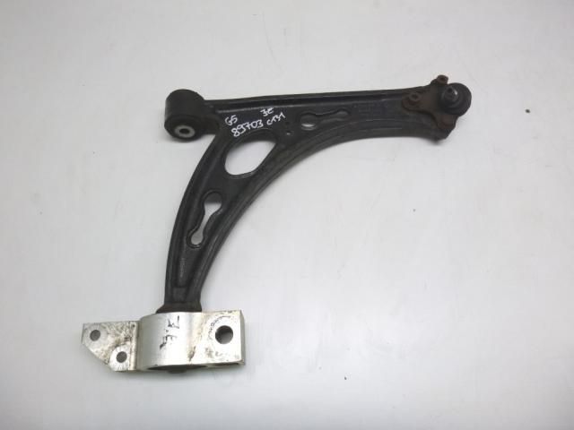 bontott VW GOLF V Jobb első Lengőkar