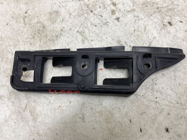 bontott VW GOLF V Jobb első Lökhárító Tartó (Műanyag)