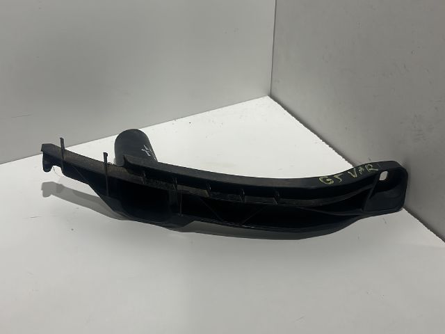 bontott VW GOLF V Jobb első Lökhárító Tartó (Műanyag)