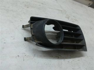 bontott VW GOLF V Jobb első Lökhárító Vakborítás