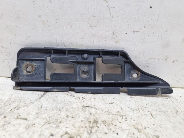 bontott VW GOLF V Jobb első Oldal Lökhárító Tartó (Műanyag)