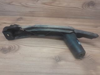 bontott VW GOLF V Jobb első Oldal Lökhárító Tartó (Műanyag)