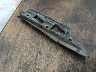 bontott VW GOLF V Jobb első Oldal Lökhárító Tartó (Műanyag)