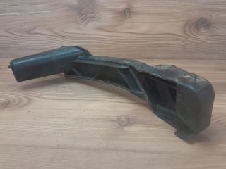 bontott VW GOLF V Jobb első Oldal Lökhárító Tartó (Műanyag)