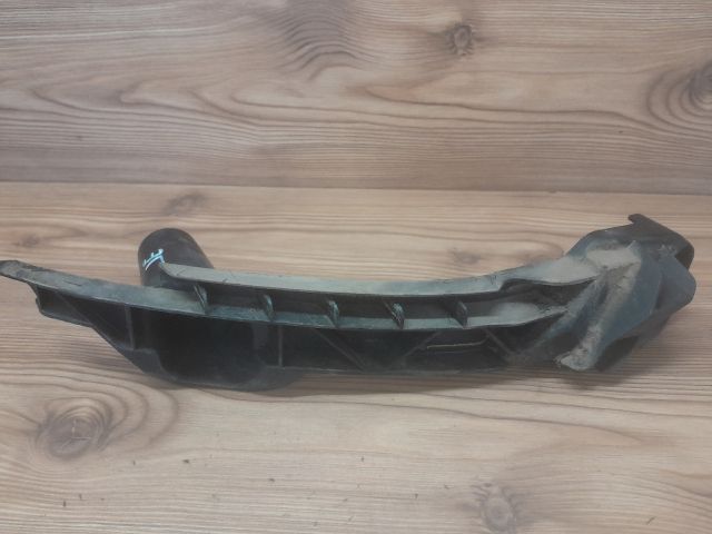 bontott VW GOLF V Jobb első Oldal Lökhárító Tartó (Műanyag)