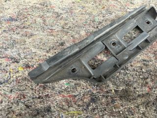 bontott VW GOLF V Jobb első Oldal Lökhárító Tartó (Műanyag)