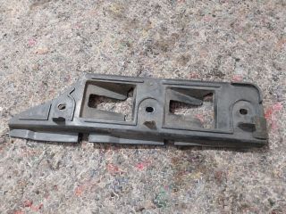 bontott VW GOLF V Jobb első Oldal Lökhárító Tartó (Műanyag)