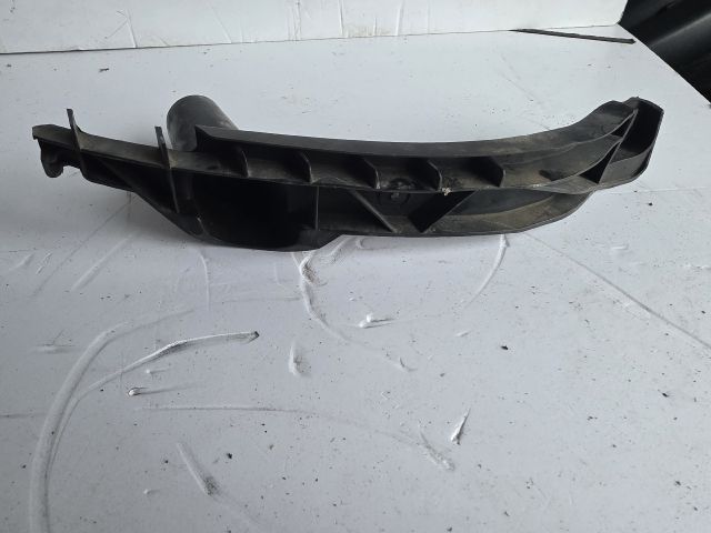 bontott VW GOLF V Jobb első Oldal Lökhárító Tartó (Műanyag)