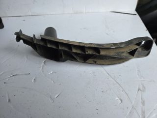 bontott VW GOLF V Jobb első Oldal Lökhárító Tartó (Műanyag)