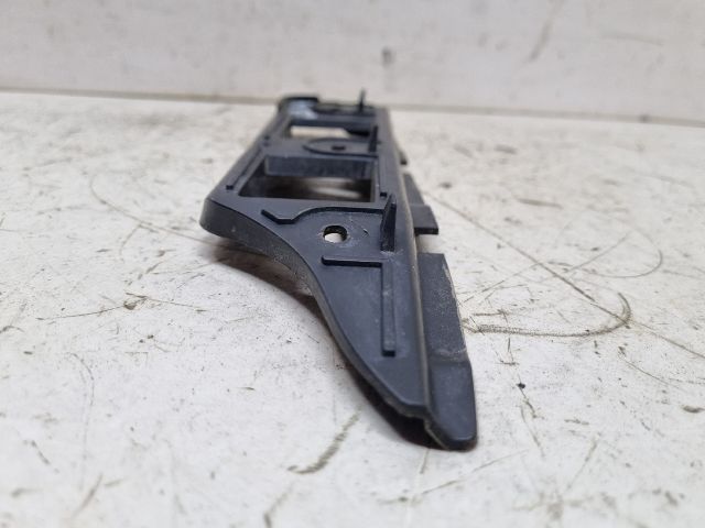 bontott VW GOLF V Jobb első Oldal Lökhárító Tartó (Műanyag)