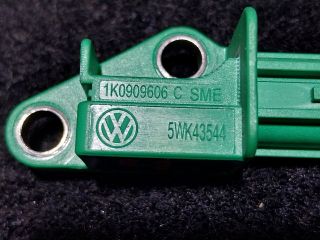 bontott VW GOLF V Jobb első Oldal Ütközés Érzékelő