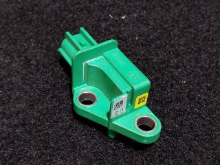 bontott VW GOLF V Jobb első Oldal Ütközés Érzékelő