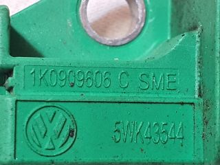 bontott VW GOLF V Jobb első Oldal Ütközés Érzékelő