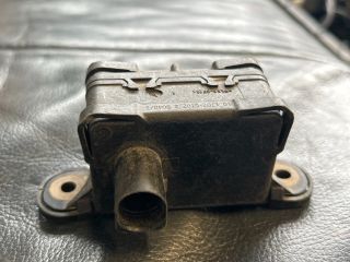 bontott VW GOLF V Jobb első Oldal Ütközés Érzékelő