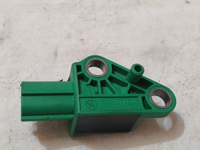 bontott VW GOLF V Jobb első Oldal Ütközés Érzékelő