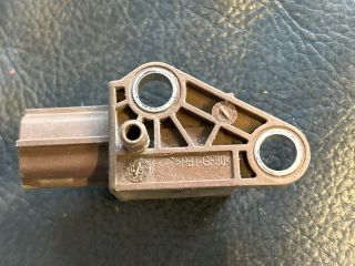 bontott VW GOLF V Jobb első Oldal Ütközés Érzékelő