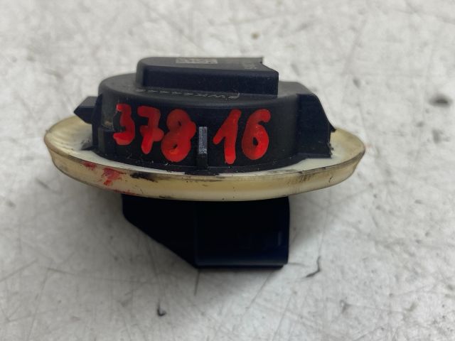 bontott VW GOLF V Jobb első Oldal Ütközés Érzékelő