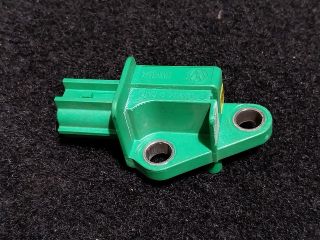 bontott VW GOLF V Jobb első Oldal Ütközés Érzékelő