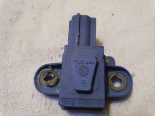 bontott VW GOLF V Jobb első Oldal Ütközés Érzékelő