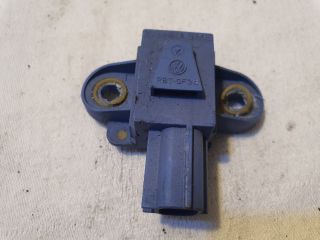 bontott VW GOLF V Jobb első Oldal Ütközés Érzékelő