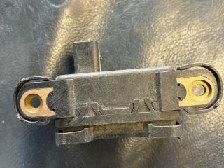 bontott VW GOLF V Jobb első Oldal Ütközés Érzékelő