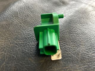 bontott VW GOLF V Jobb első Oldal Ütközés Érzékelő