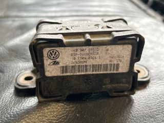 bontott VW GOLF V Jobb első Oldal Ütközés Érzékelő