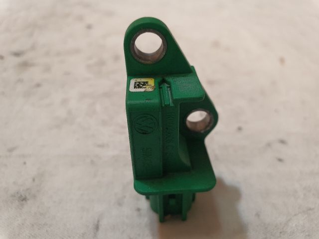 bontott VW GOLF V Jobb első Oldal Ütközés Érzékelő