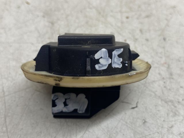 bontott VW GOLF V Jobb első Oldal Ütközés Érzékelő