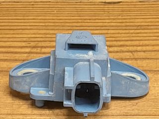 bontott VW GOLF V Jobb első Oldal Ütközés Érzékelő