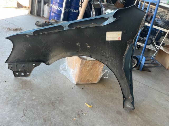 bontott VW GOLF V Jobb első Sárvédő